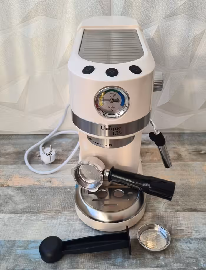 اسپرسوساز خانگی یونیک لایف مدل em313 رنگ کرمی