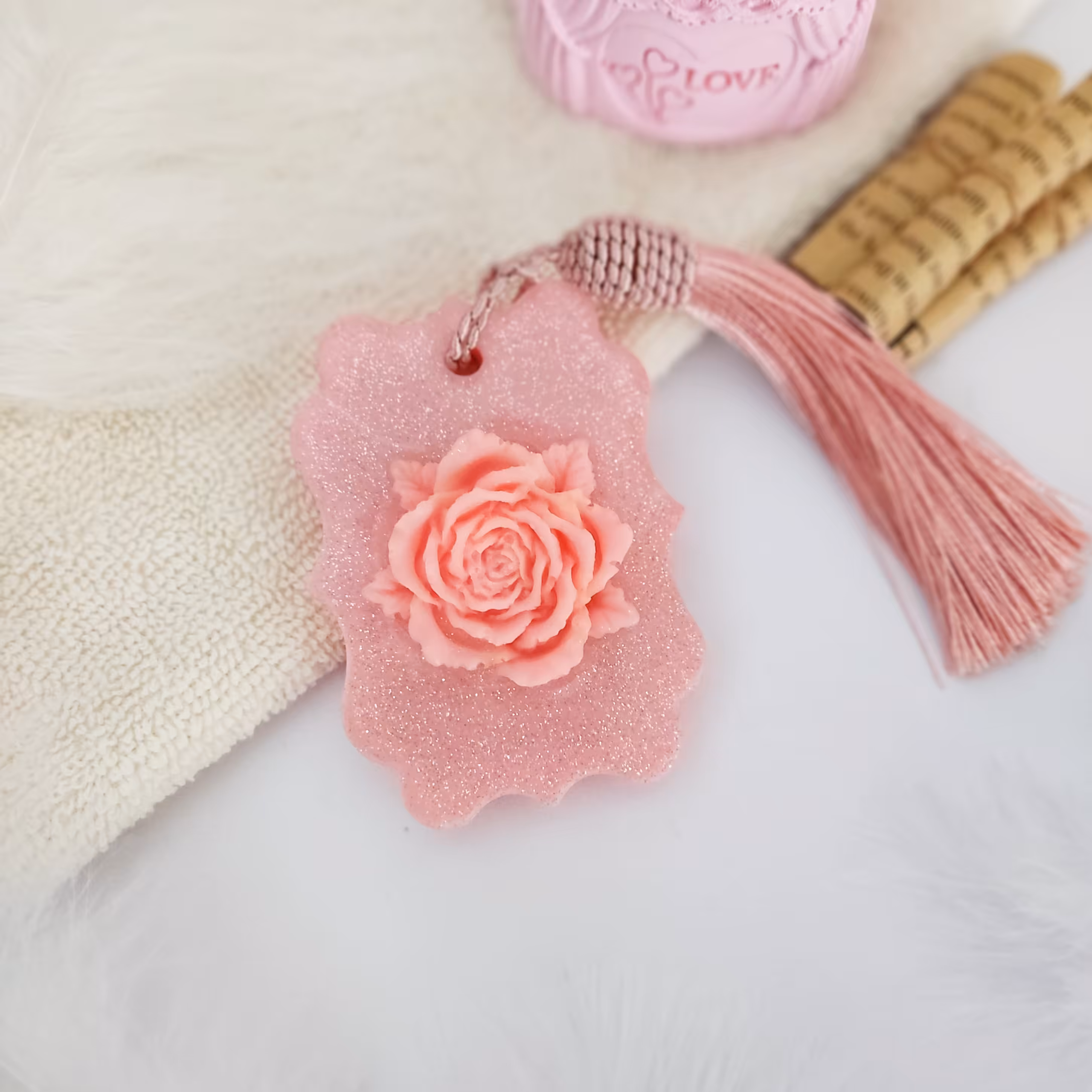 صابون  تزئینی آویز رز  صورتی کد 1