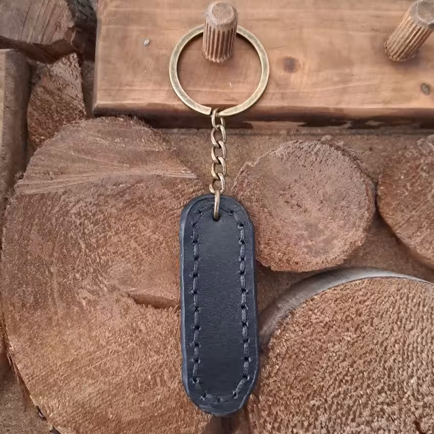 جاکلیدی چرم طبیعی گاوی دست دوز مدل 369 رنگ مشکی