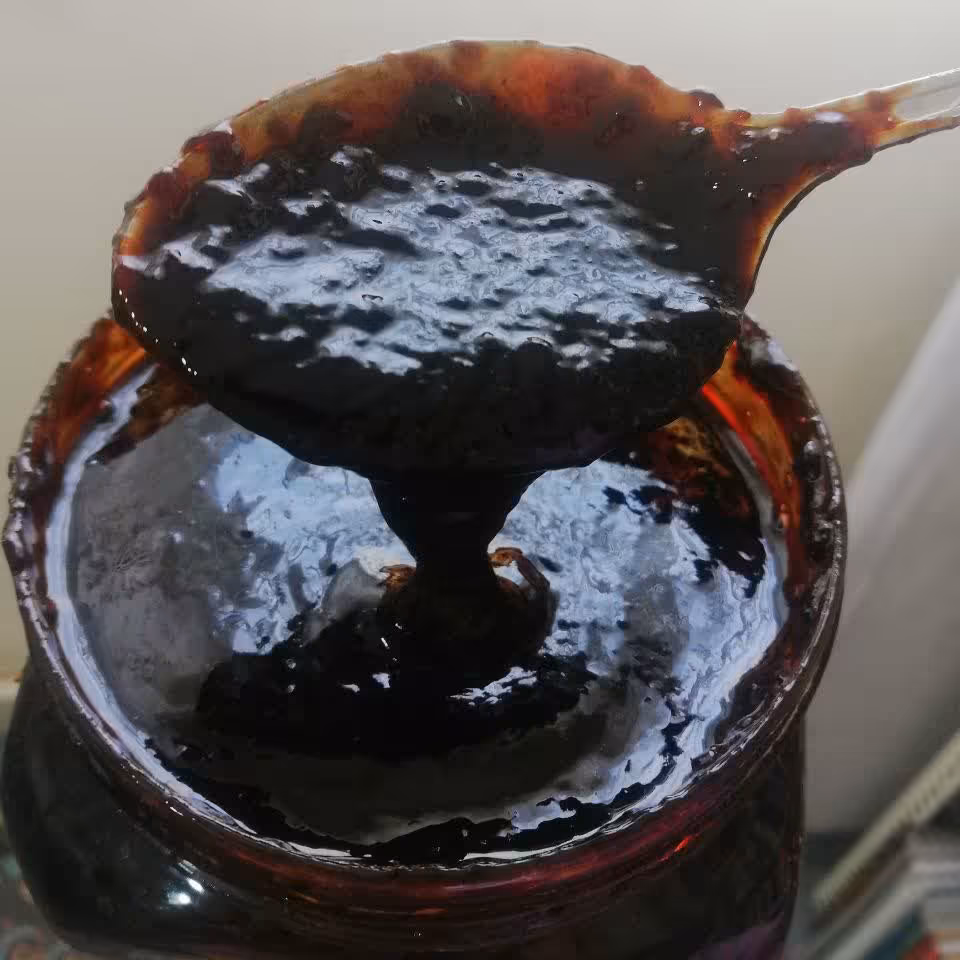 رب انار عالی و خالص. ندوشن یزد. یک کیلویی و دو کیلویی 