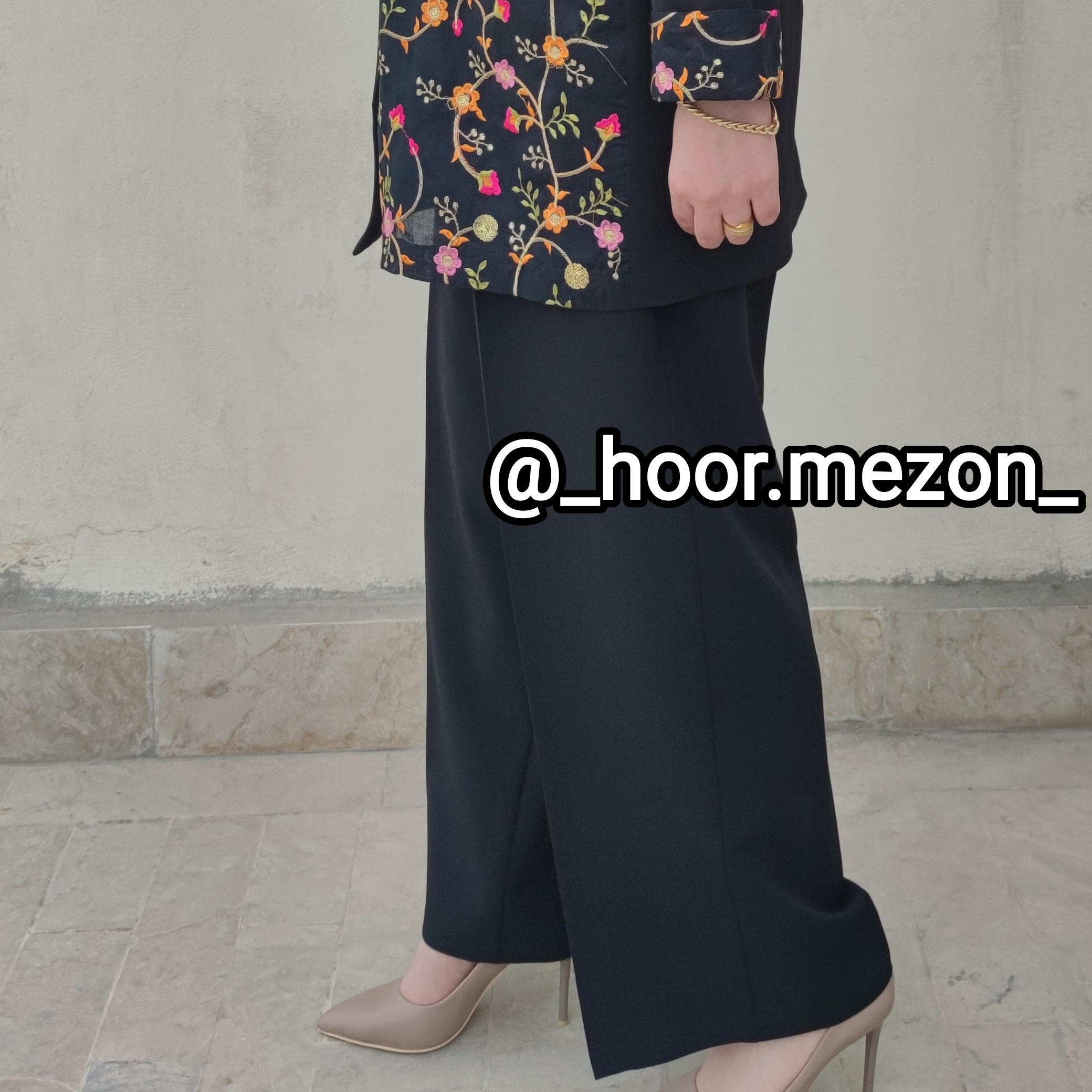 مانتو و شلوار  مانتو مزونی دوخت مزون مانتو شیک  مانتو شلوار کتی  کت و شلوار  سوزندوزی کت و شلوار سوزندوزی  کت سوزندوزی 