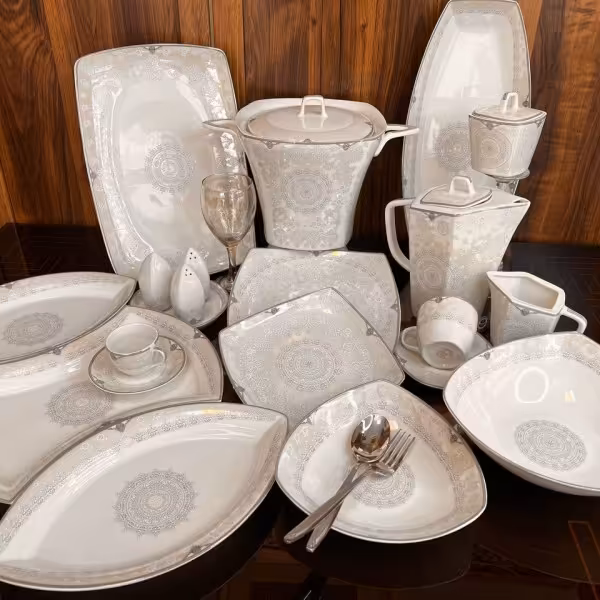 چینی پردیس کاشان لورنس پلاتین