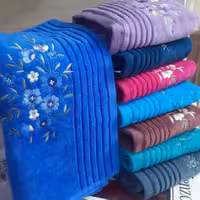 حوله  حمامی کوچک برند  ماندگار 