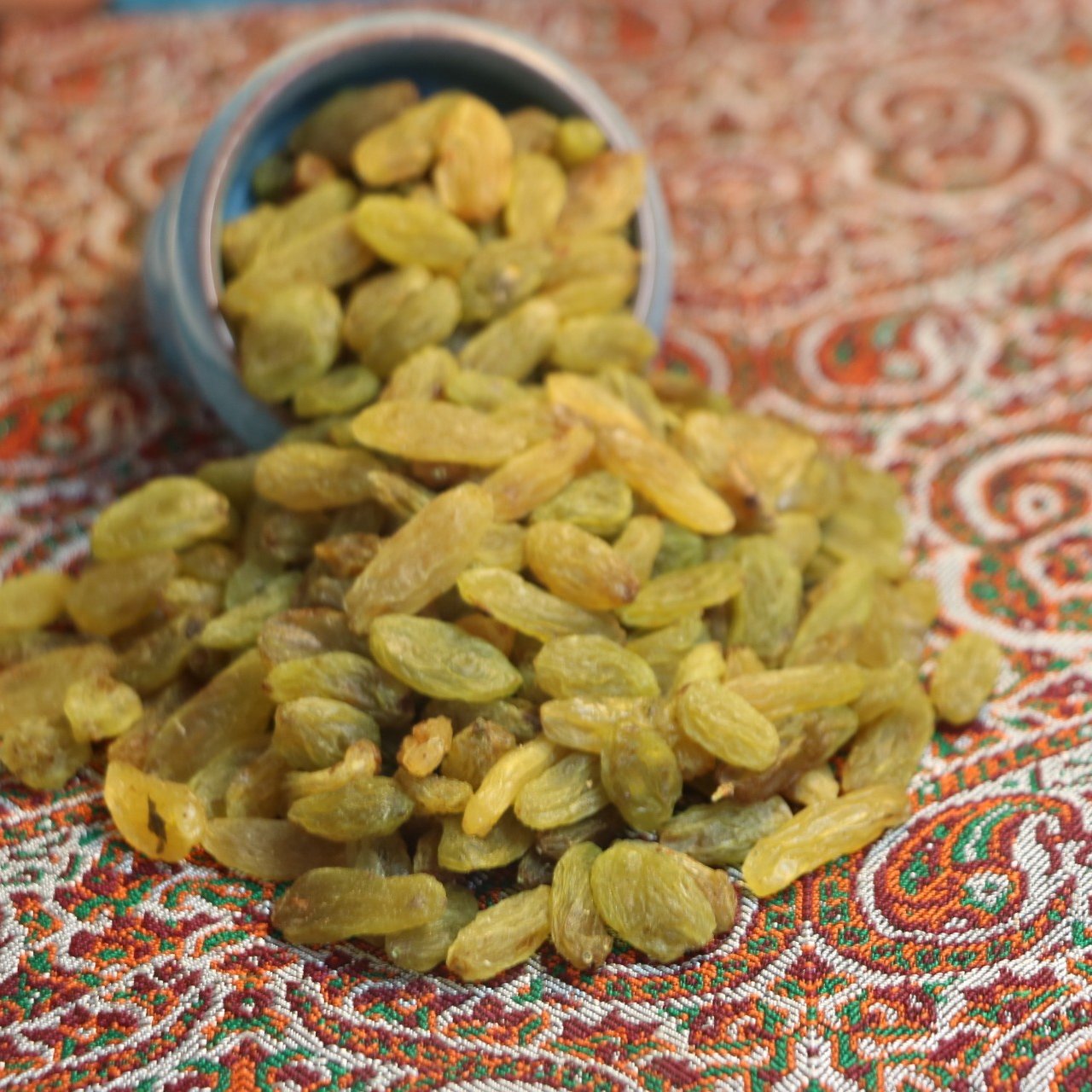 کشمش سبز تازه 500گرمی ولی عصر