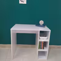 میز تحریر  جنس ملامینه ابعاد عرض90عمق50ارتفاع77