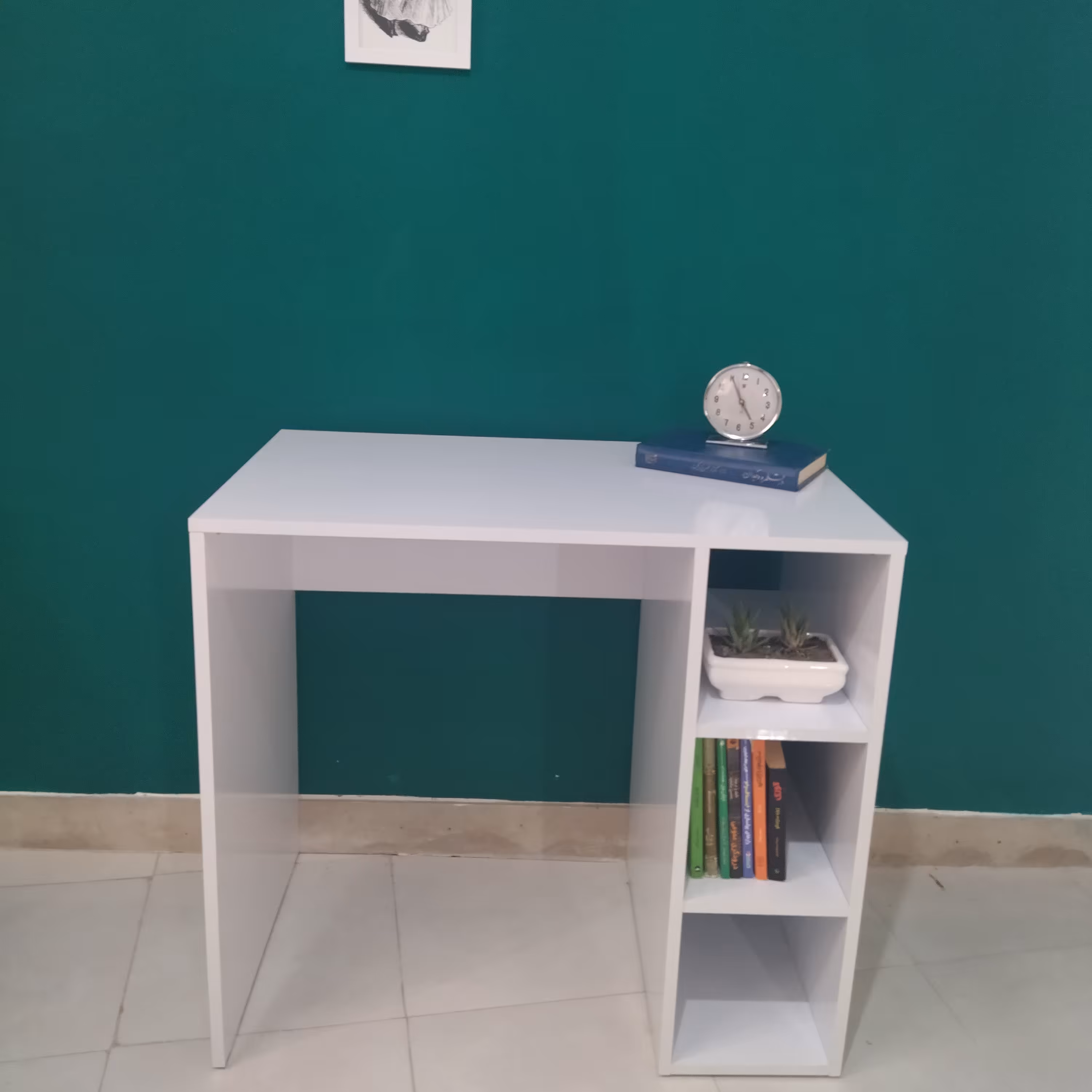 میز تحریر  جنس ملامینه ابعاد عرض90عمق50ارتفاع77