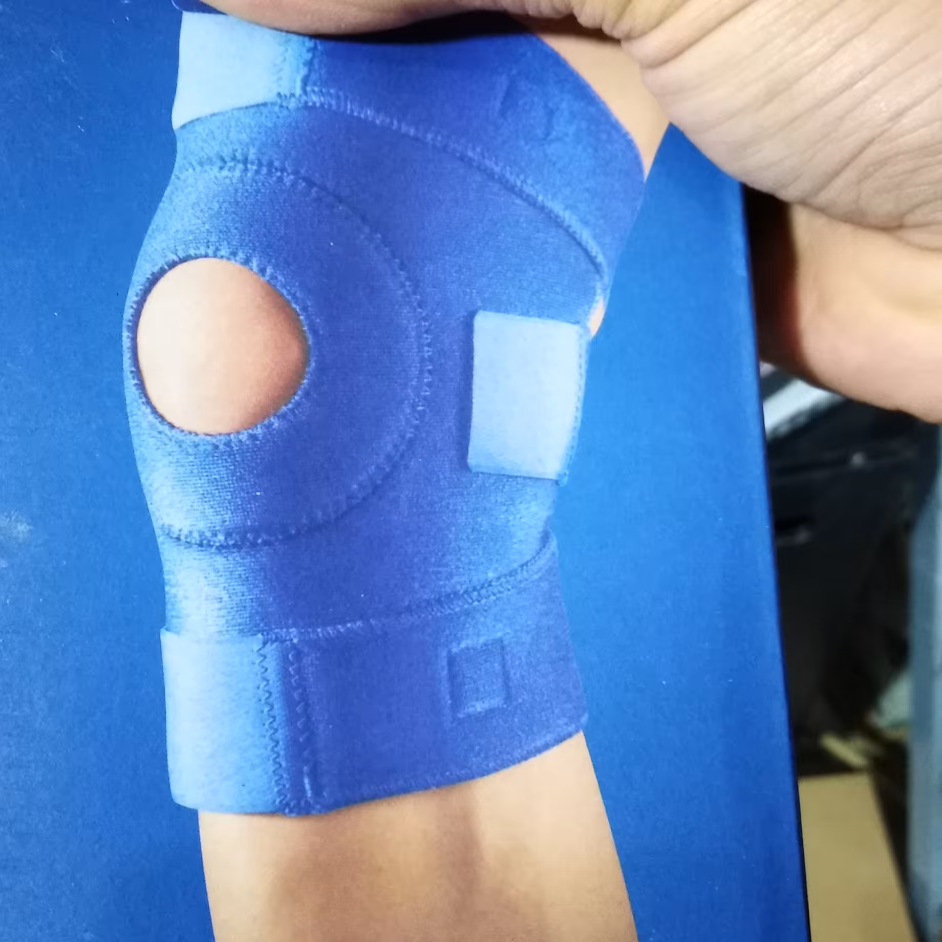 زانو بند چسبی  خارجی 