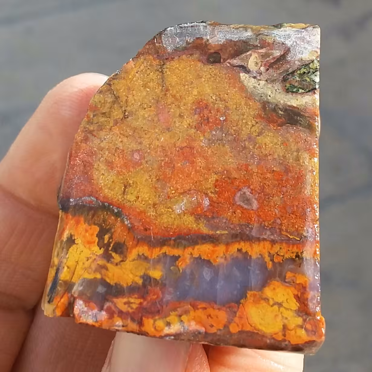 اسلایس سنگ راف عقیق و جاسپر منظره هفت رنگ بسیار زیبا و خاص 100 در 100 طبیعی  
کد 11972