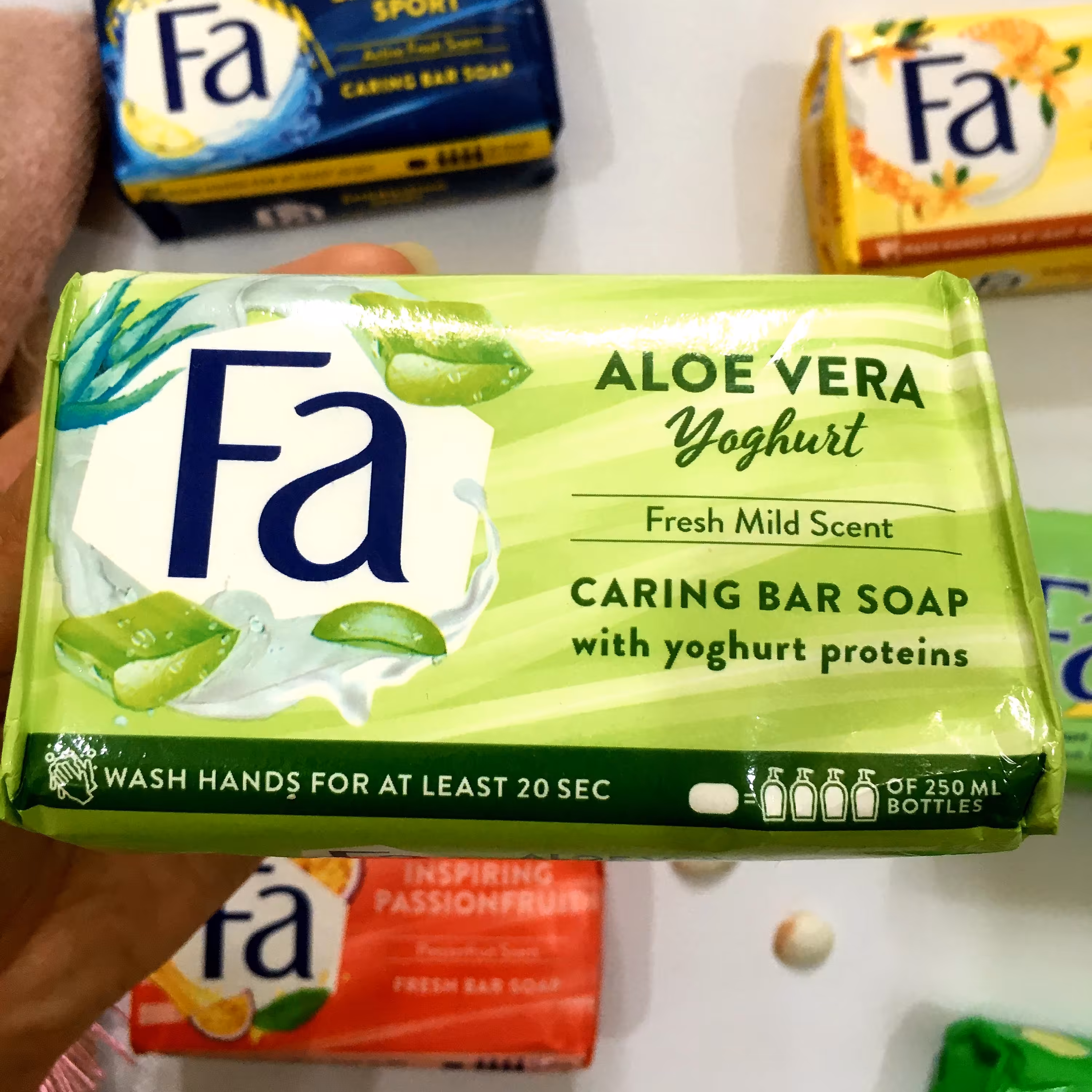 صابون کرم دار  برند فا اصل رایحه آلوئه ورا وزن 175 گرمی اماراتی