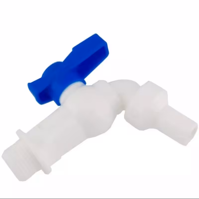 شیر آب تمام پلاستیکی مدل نیم دور
