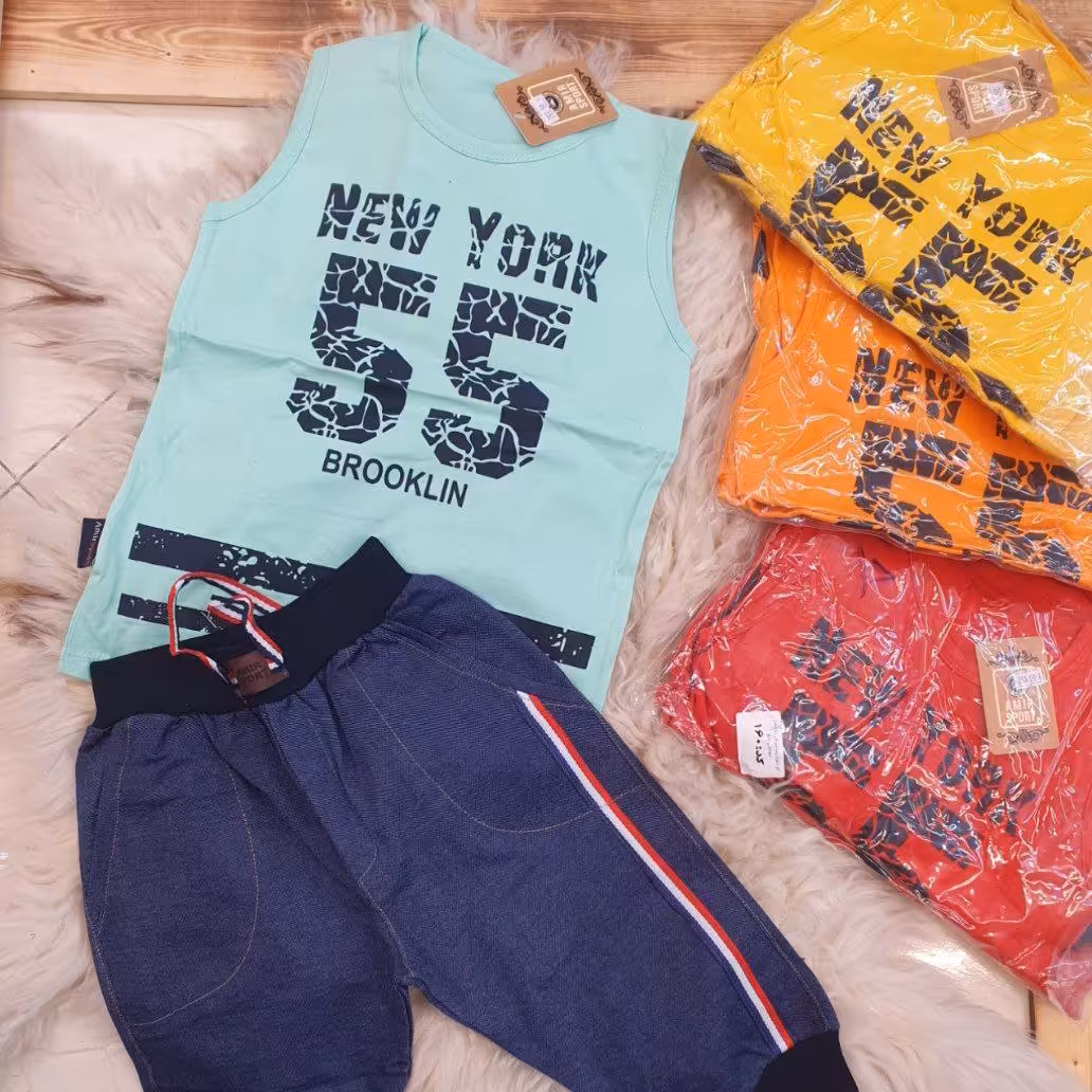 تاپ و شلوارک پسرانه جنس نخ پنبه عالی قیمت 220000باتخفیف 2100000رنگبندی سبز و زرد و قرمز و نارنجی سایز50و55