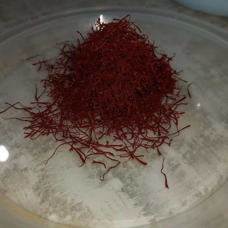 زعفران سوپر نگین