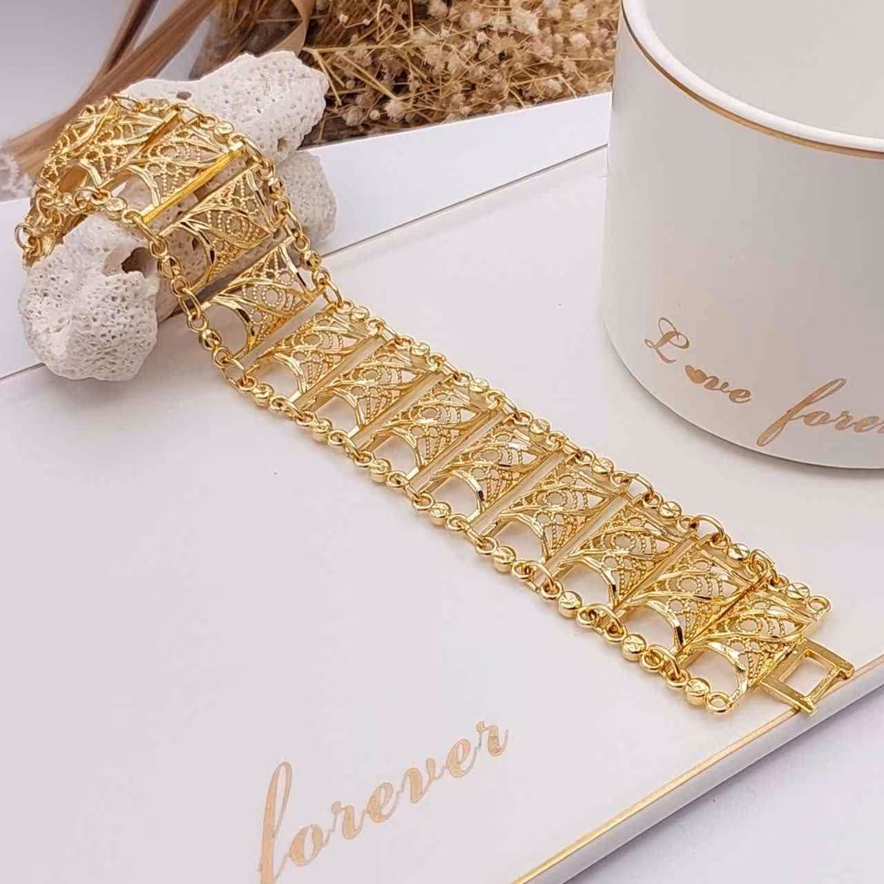 دستبند طرح طلا