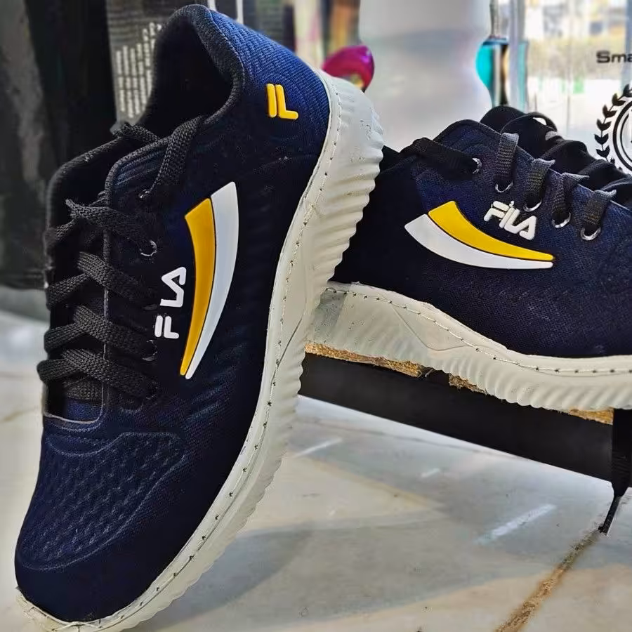 کفش 100 تومانی