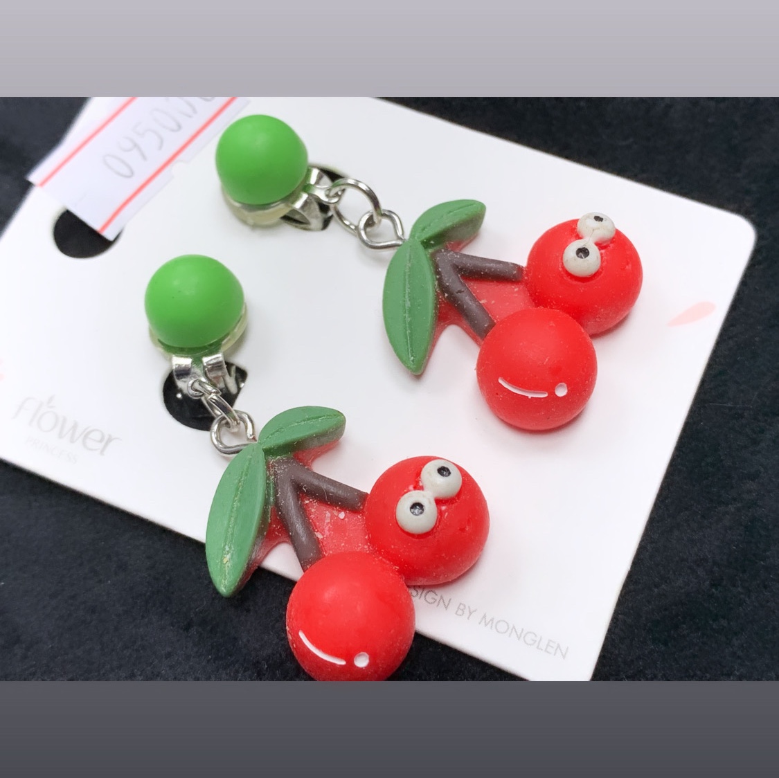 گوشواره کلیپسی بچگانه گیلاس بدون احتیاج به سوراخ کردن گوش