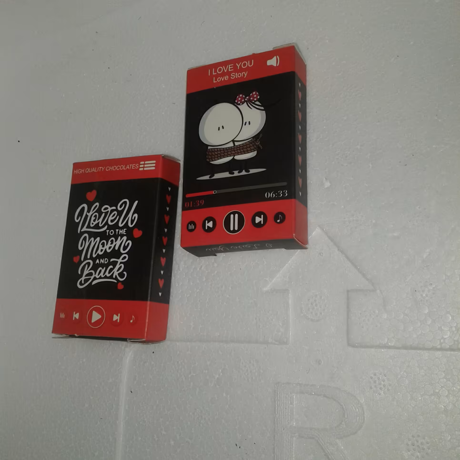 کد713 - شکلات ولنتاین - تزئینات باکس - شکلات موزیک پلیر