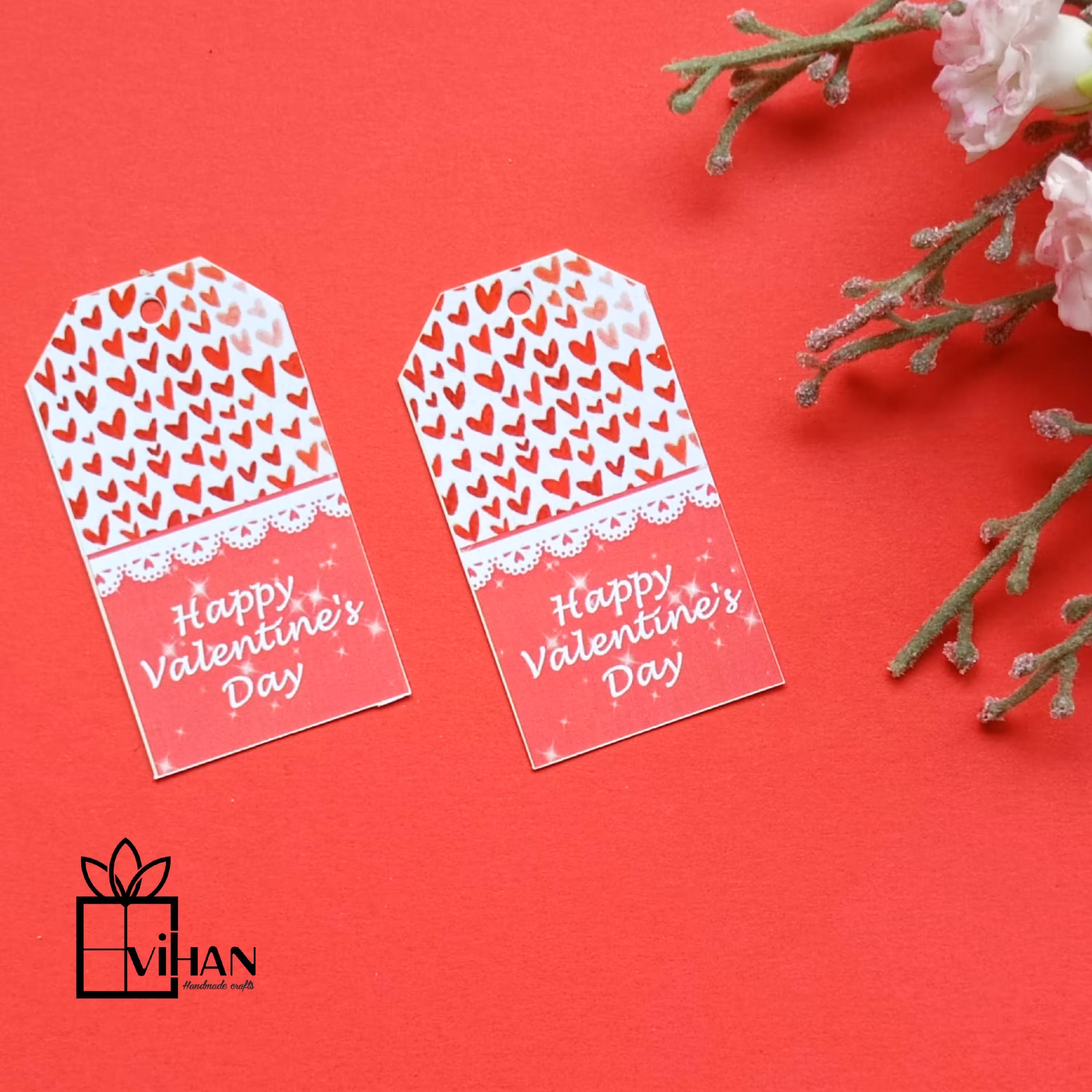 تگ مقوایی تزئینی باتم عاشقانه پشت سفید بسته ی ده تایی 10