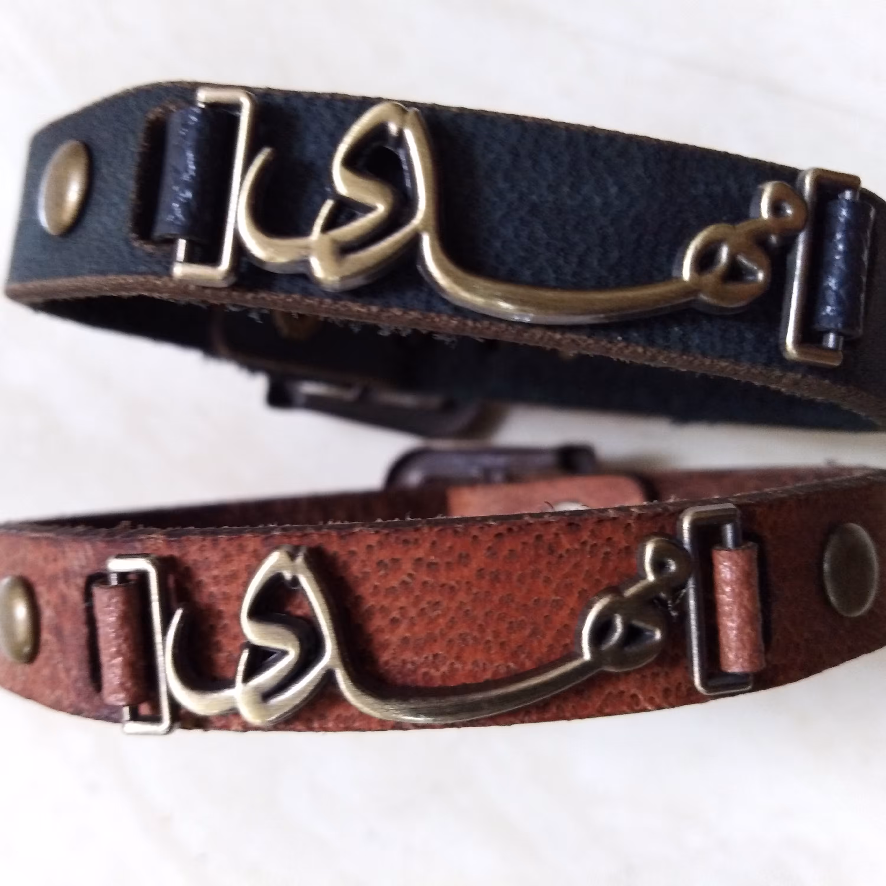 دستبند چرم طبیعی اسم مهدی