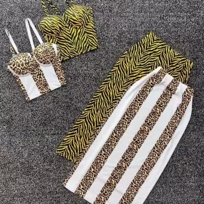 ست کراپ دامن فانتزی کاپدار