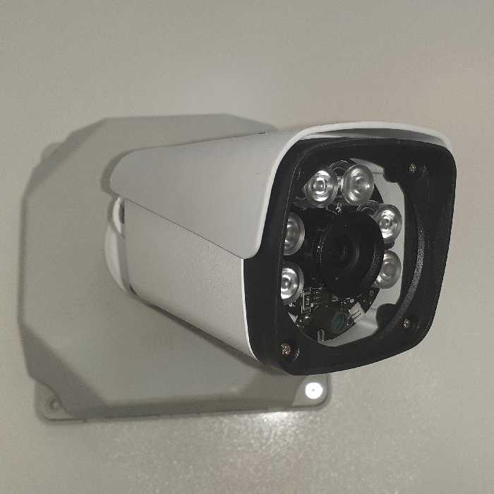 دوربین مداربسته بالت 2مگاپیکسل فلزی 1سال ضمانتAHD