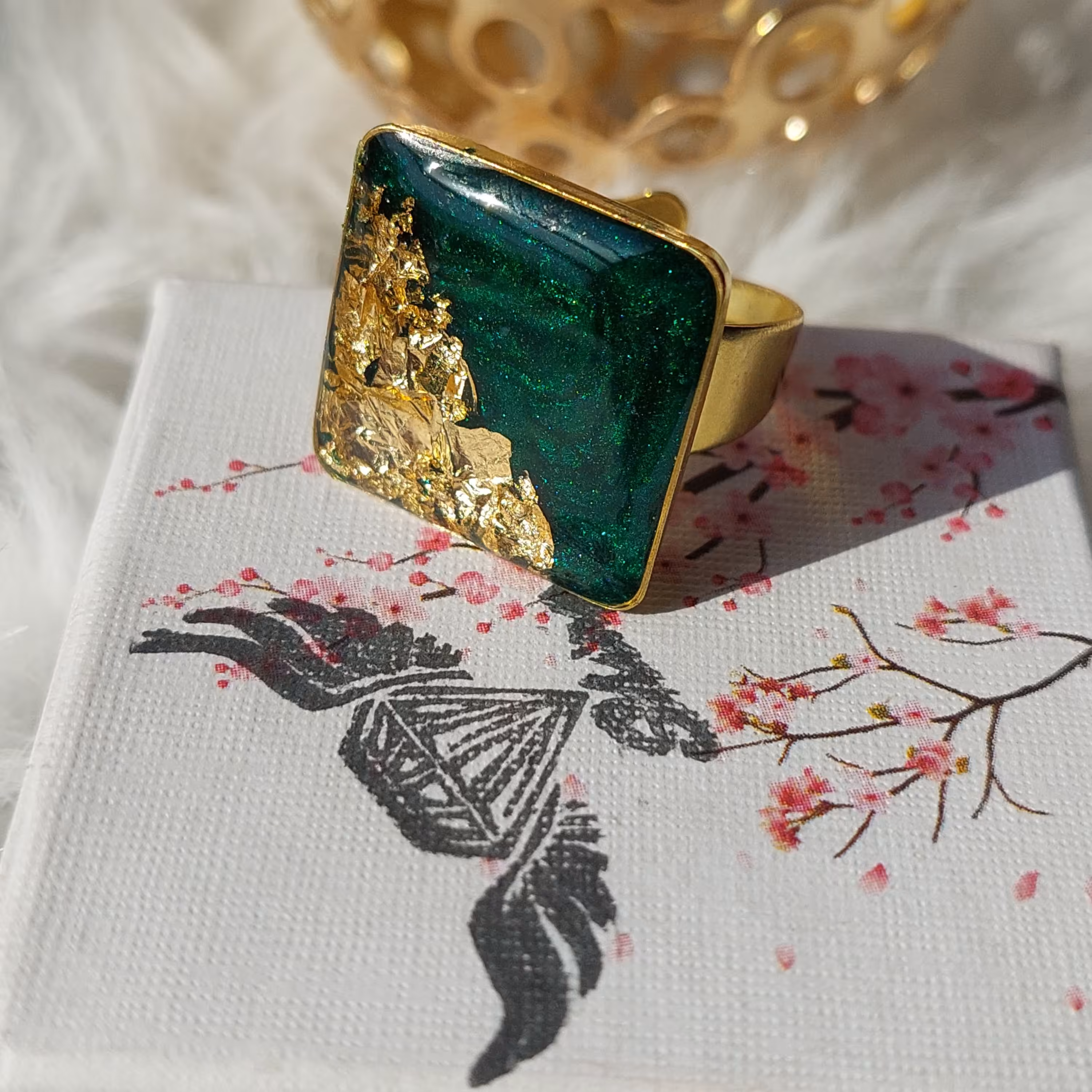 انگشتر رزینی سبز 