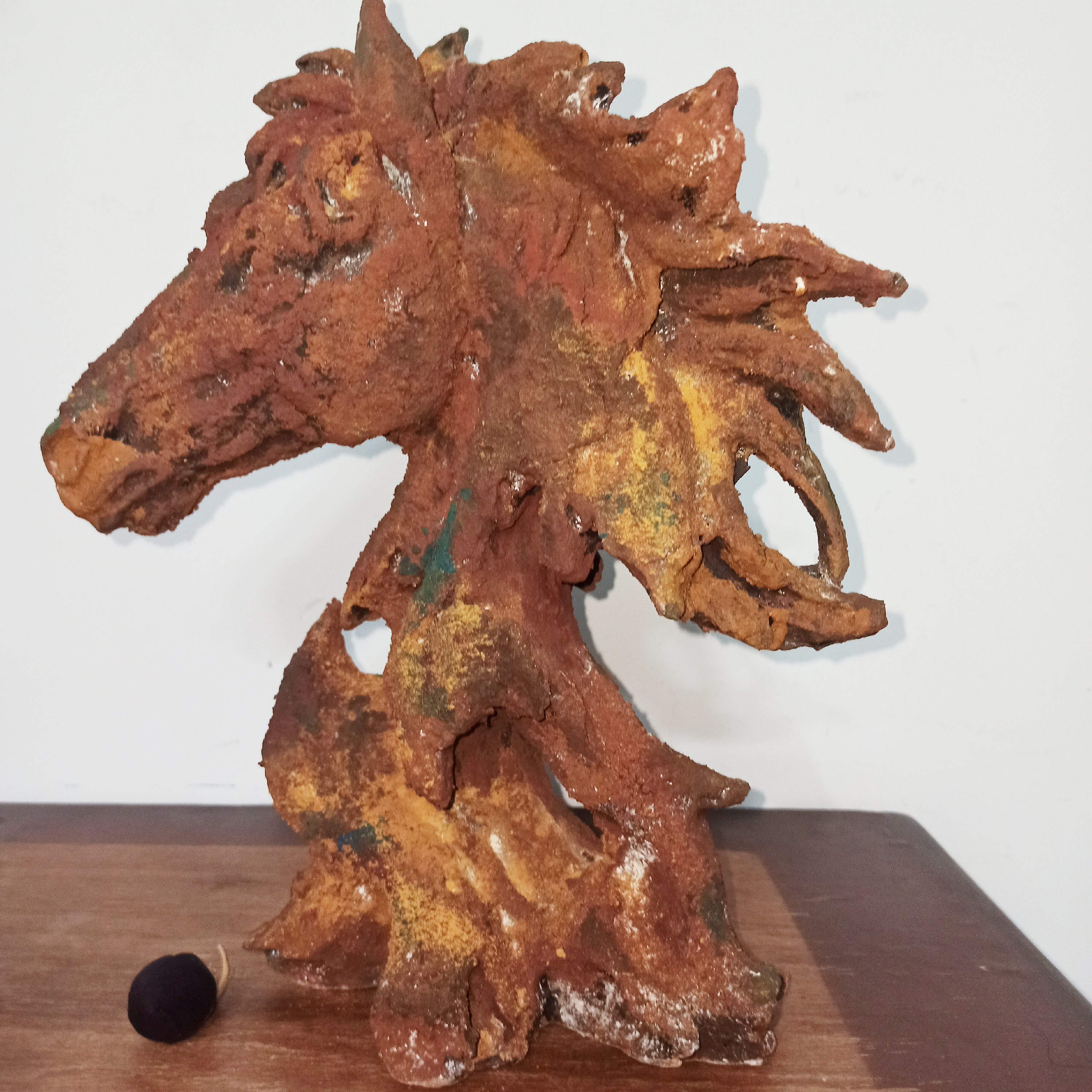 مجسمه کهنه کاری