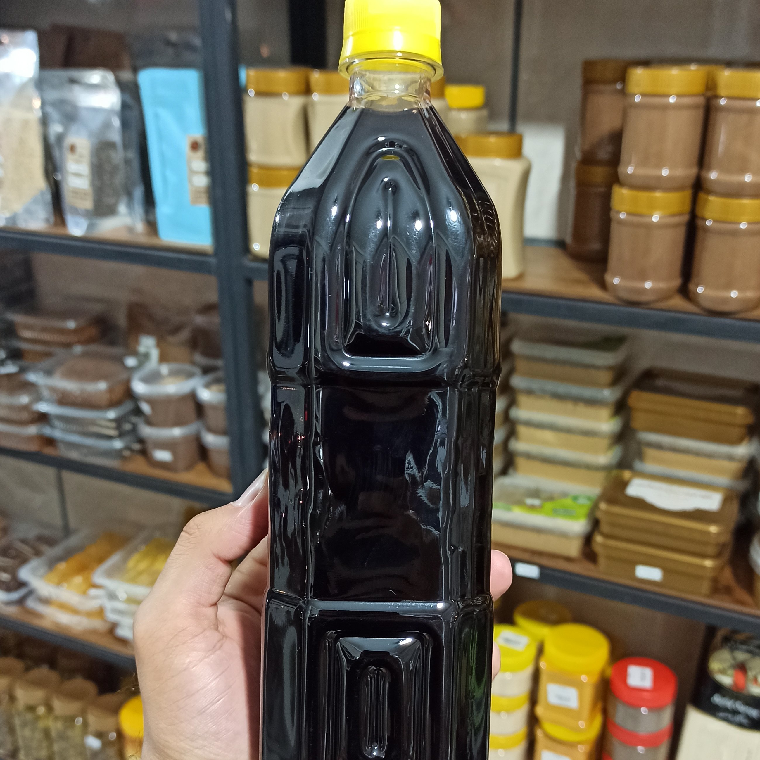 آب زرشک طبیعی بسیار خوشمزه