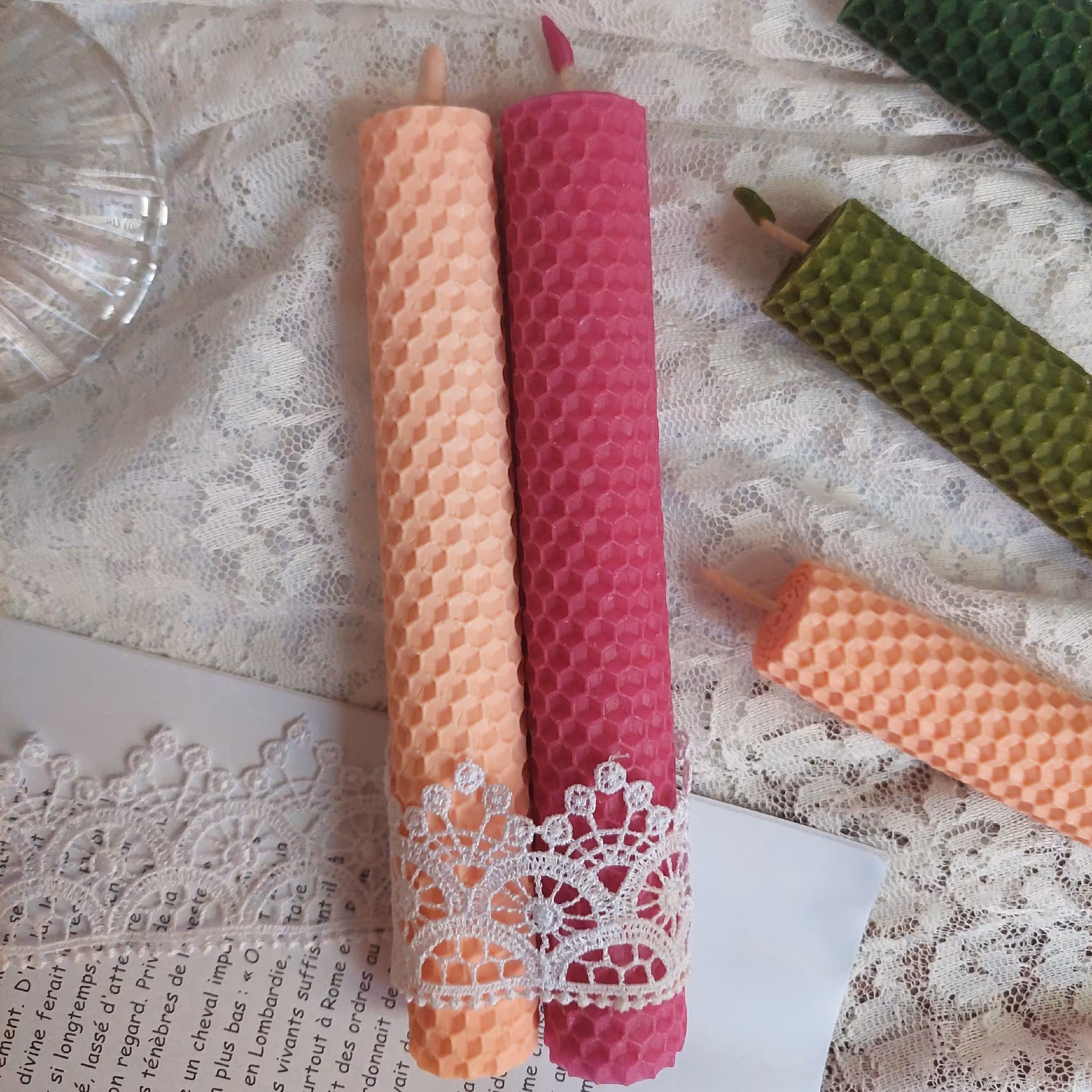 شمع موم عسل در رنگ های مختلف 18 در 2 سانت 50 گرمی 