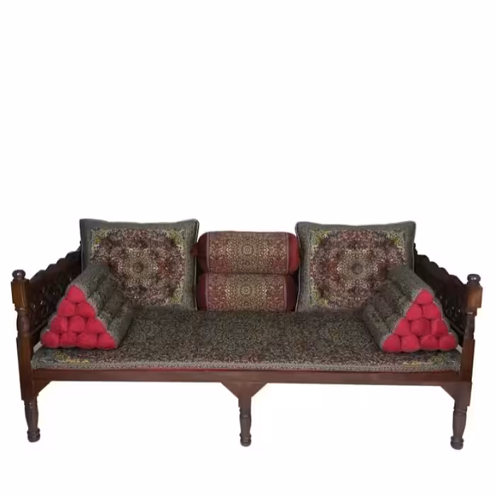 شاه نشین، سرویس پشتی ترمه، با حاشیه قرمز رنگ