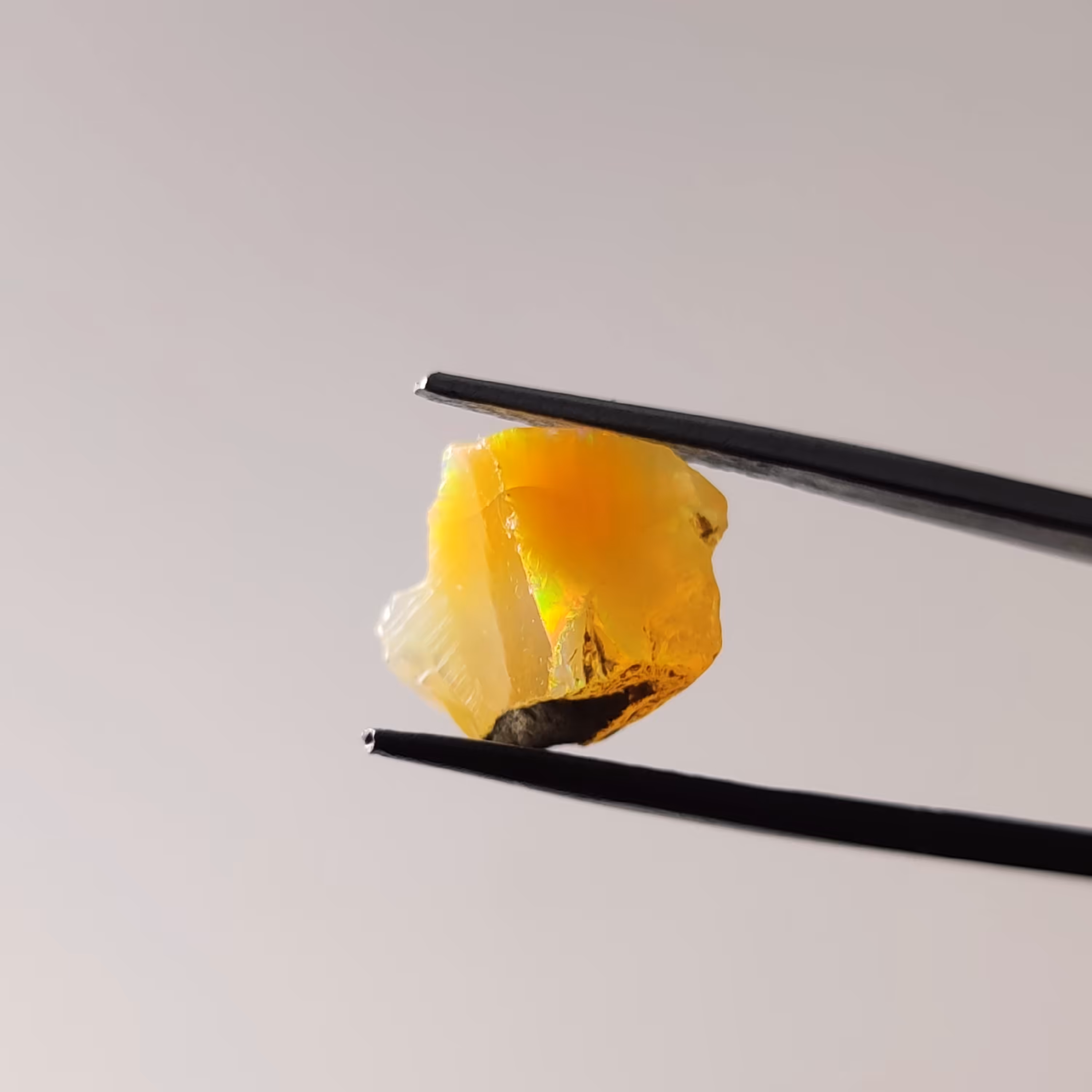 راف سنگ اپال ( اوپال ) معدنی و طبیعی کشور اتیوپی   