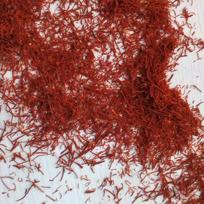 زعفران شکسته ( نرم ) یک مثقالی پاکتی 