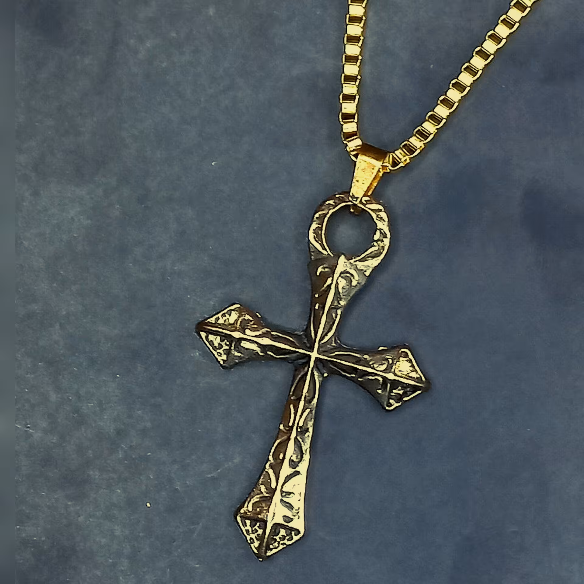 گردنبند و پلاک صلیب (رنگ ثابت)                      