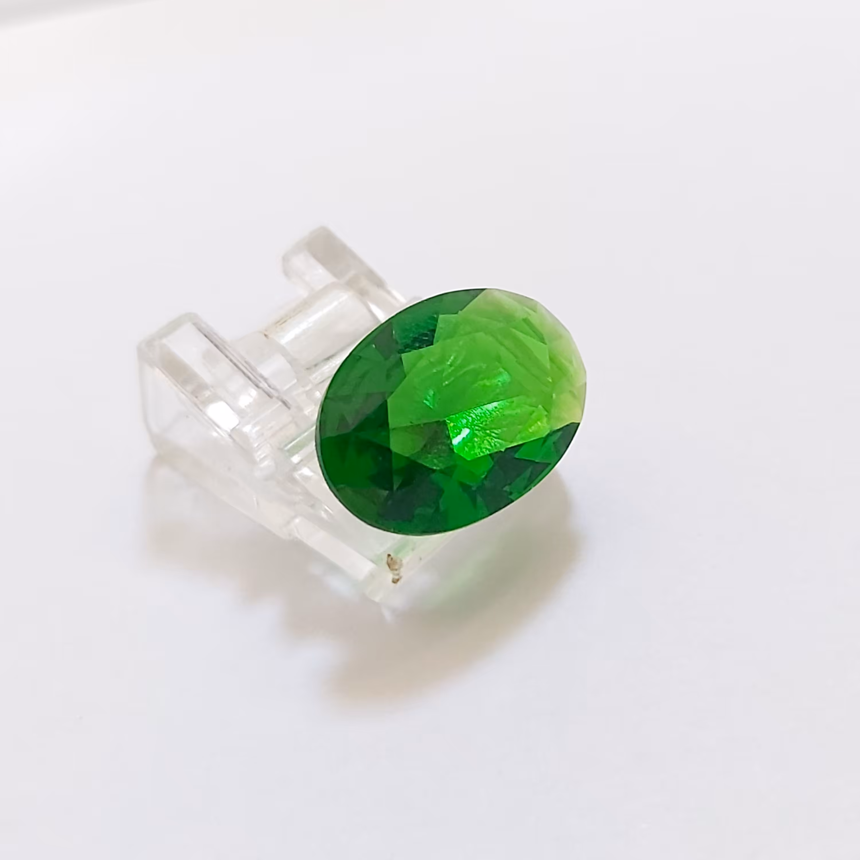 نگین زبرجد زیبا(18در13میل)