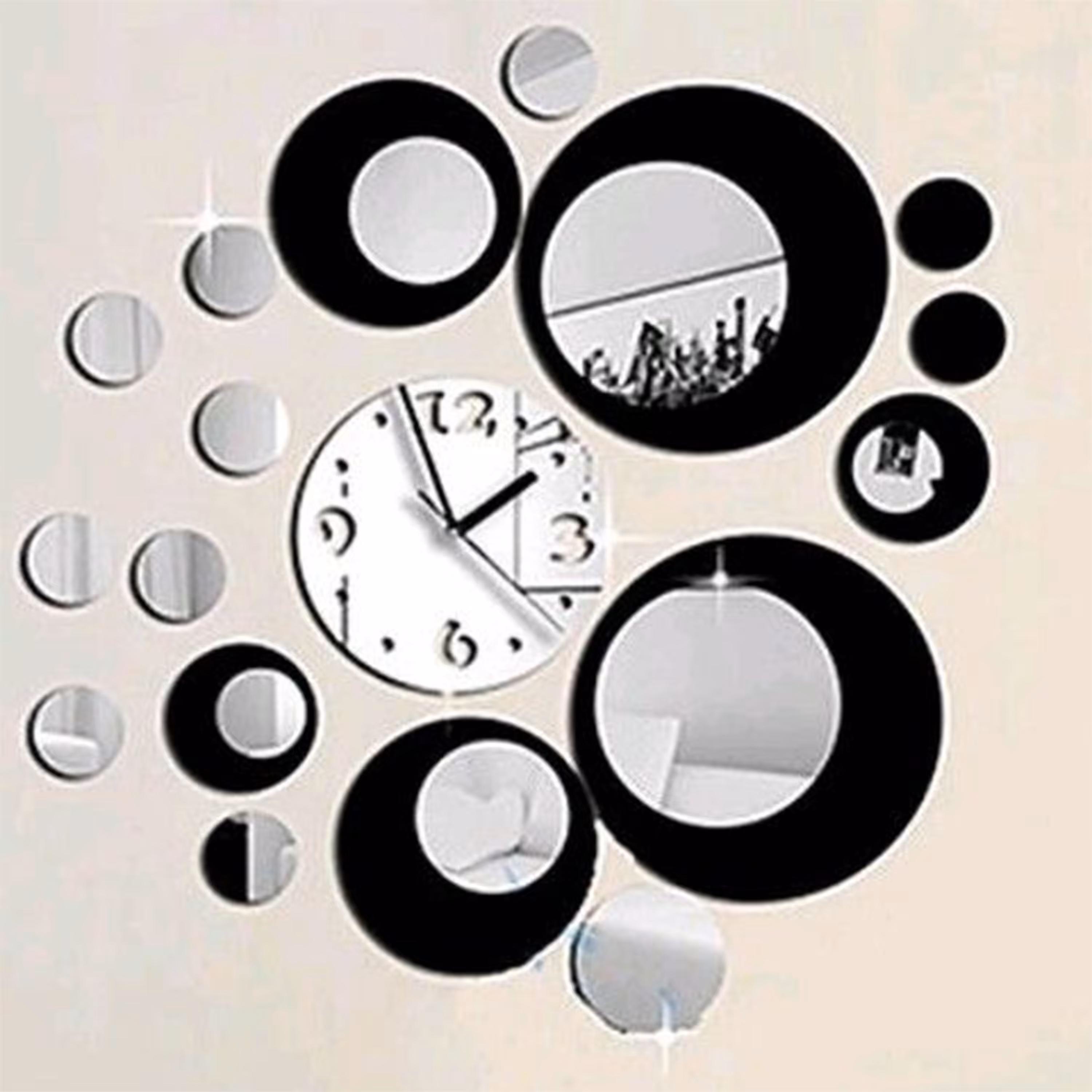 ساعت دیواری فانتزی پلکسی آینه ای نقره ای و مشکی 