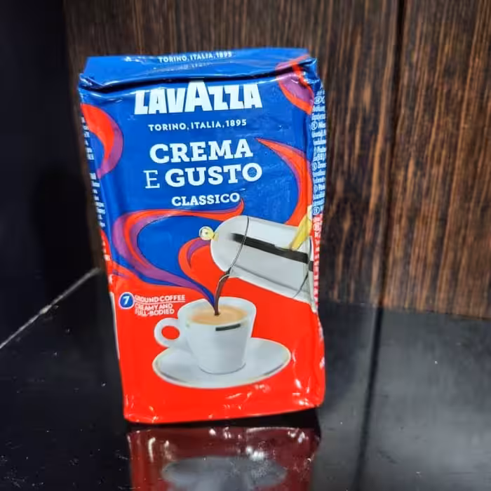 پودر اسپرسو لاوازا(LAVAZZA) کلاسیک ایتالیا(عمده و  قیمت بسته ی 6 عددی)