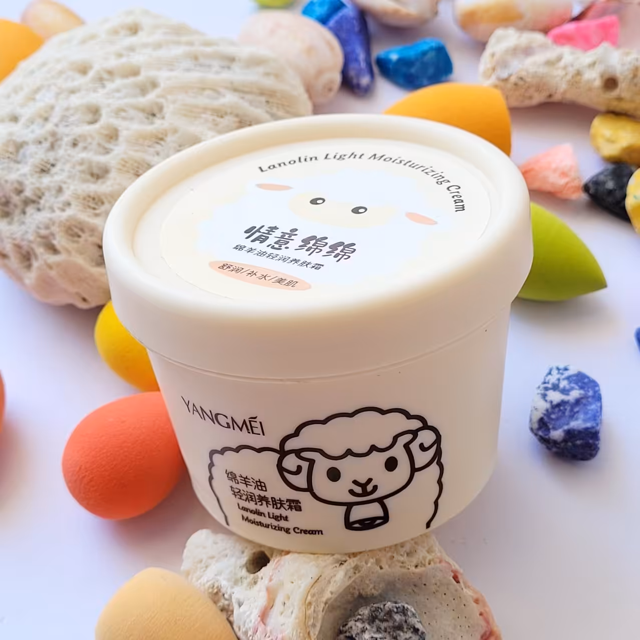 کرم آبرسان و ترمیم کننده لانولین گوسفند یانگمی
Yangmei Sheep Moisturizing 