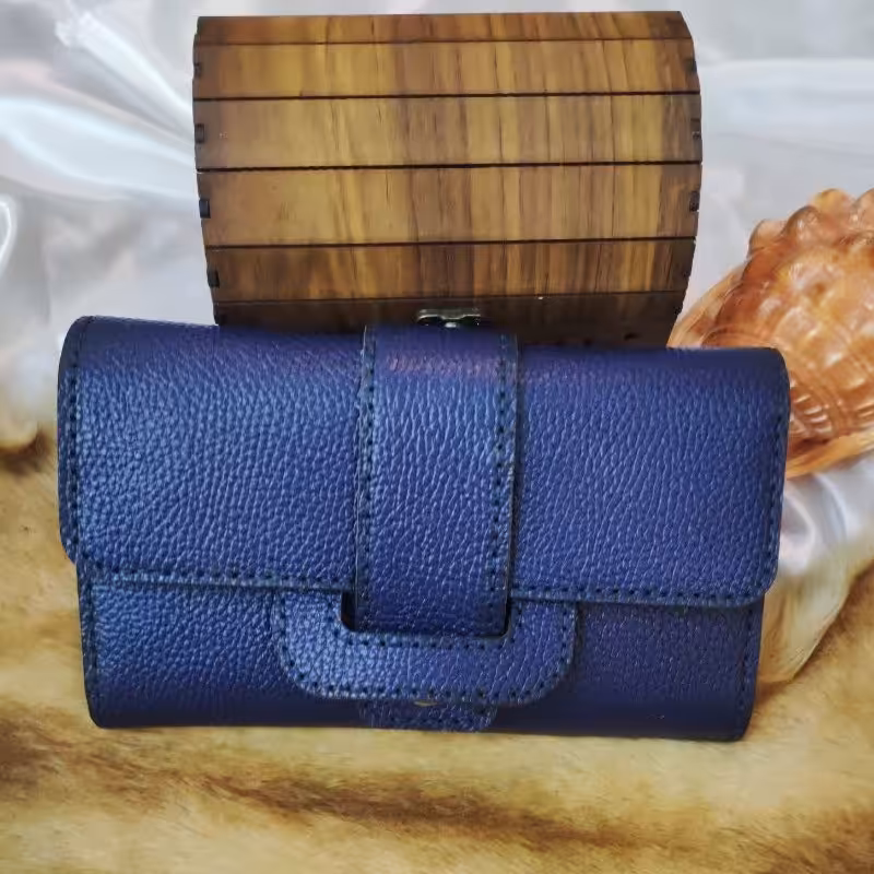 کیف دستی بانوان سرمه ای    چرم گاوی فلوتر  دست دوز  باکیفیت 