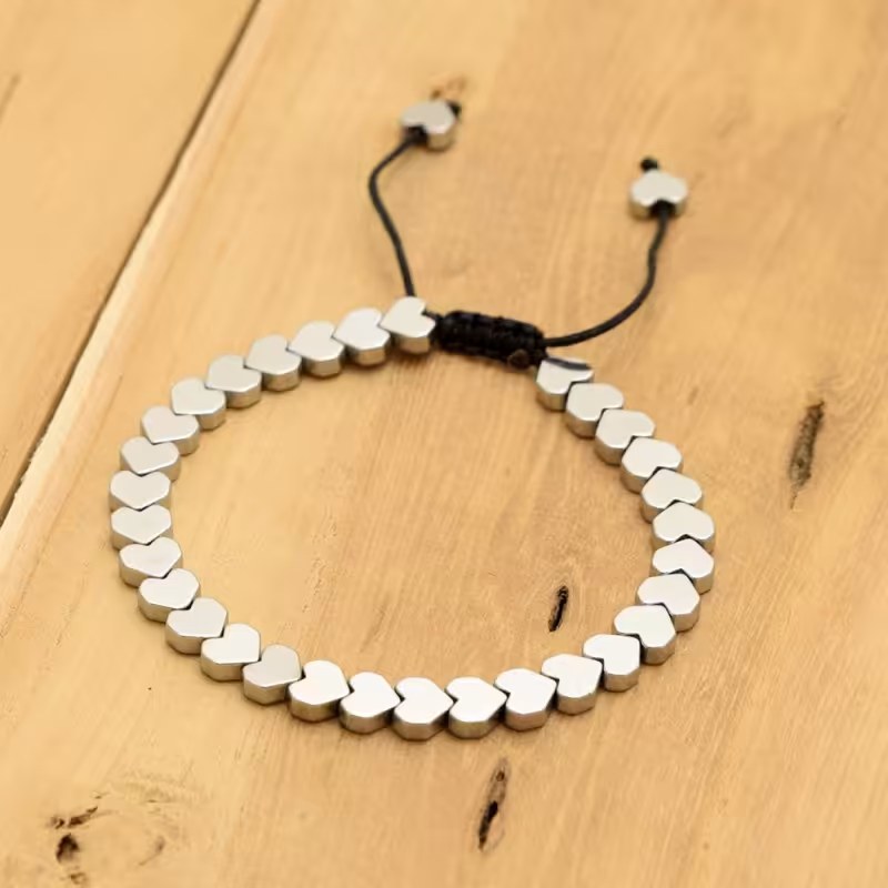 دستبند سنگ حدید اسپرت طرح قلب 