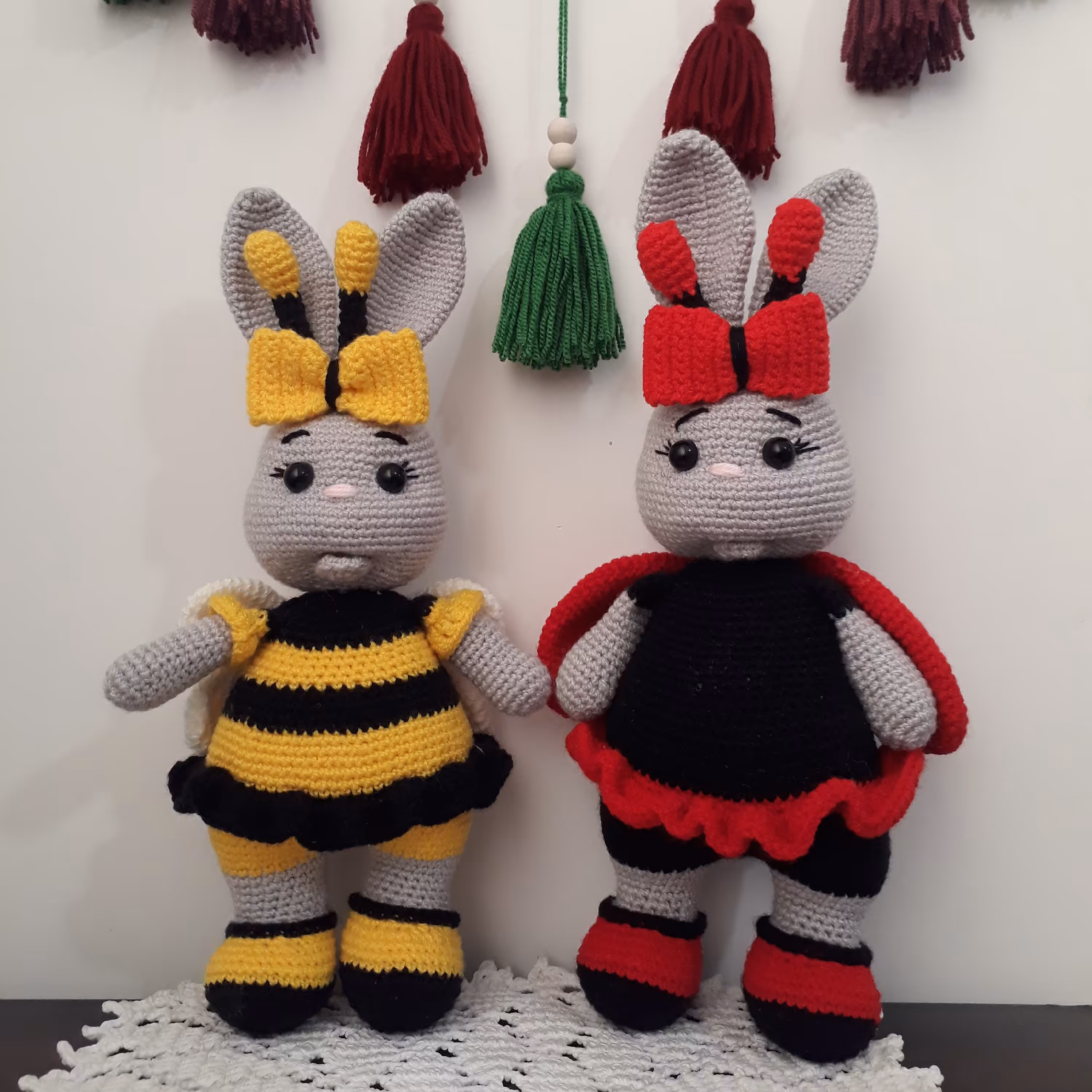 عروسک خرگوش (خرگوش زنبوری و کفشدوزکی) قلاب بافی 