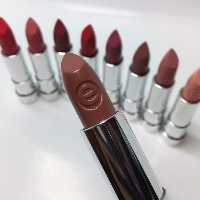 رژلب جامد 05 اسنس -  essence  Look At Me