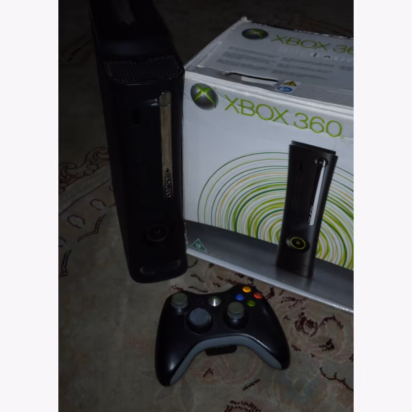 ایکس باکس 360  الایت 120 گیگ  جیتک شده فول گیم با 1دسته بیسیم اصلی