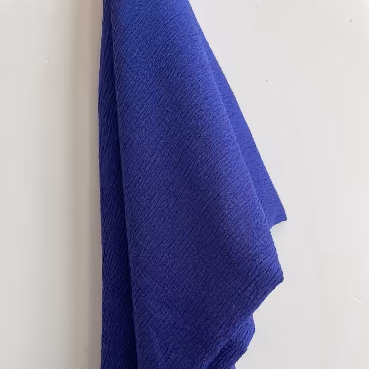 شال پفکی رنگ آبی