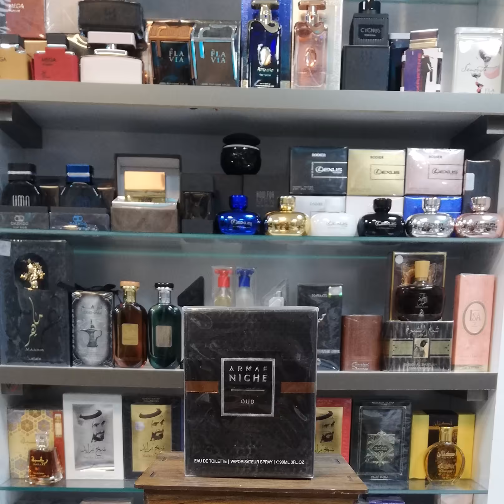 
ARMAF - Niche Oudعطر ادکلن 
آرماف نیش عود
مردانه - زنانه