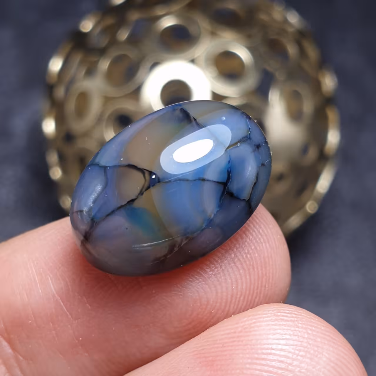  نگین زیبای سنگ عقیق خاص دراگونی معدنی
کد  28812
