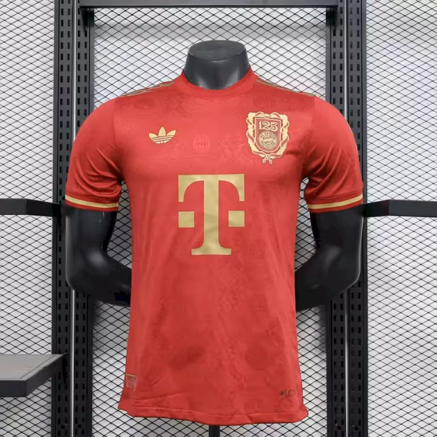 لباس ویژه 125 سالگی بایرن مونیخ | بازیکن