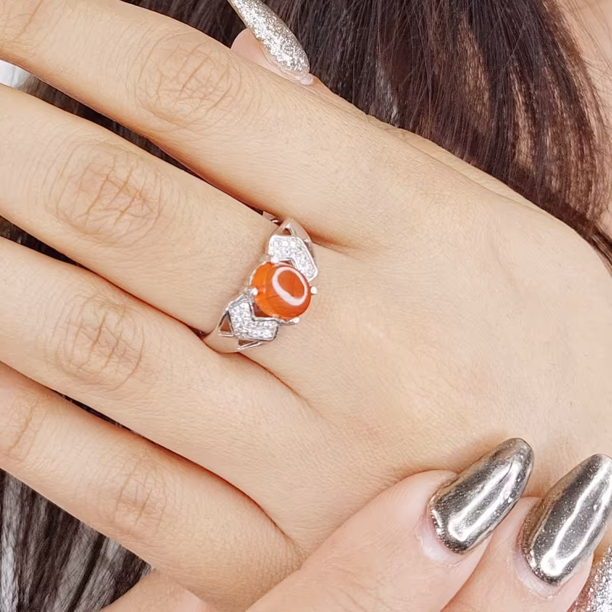 انگشتر عیار925 سنگ عقیق بغل نگین کد 10128