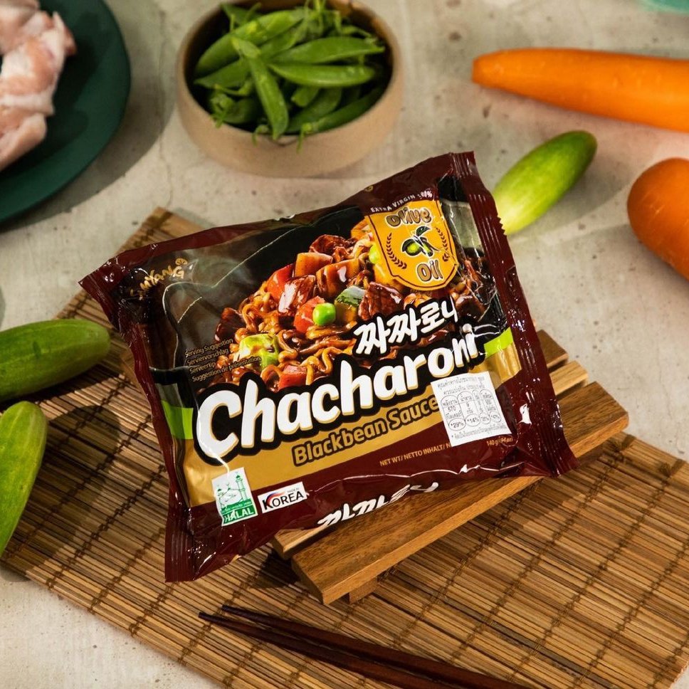 جاجانگمیون غیر تندچاچارونی