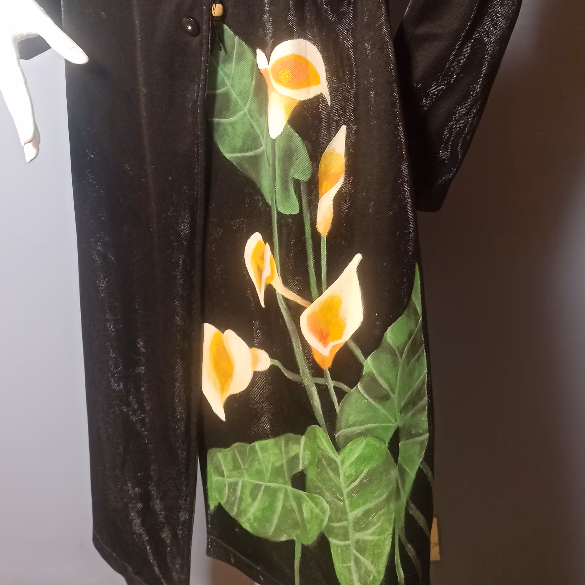 نقاشی روی مانتو