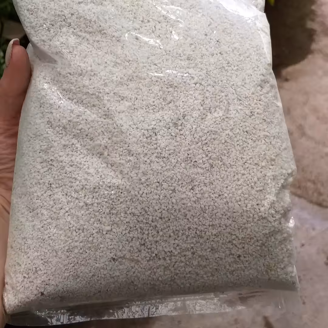 پرلیت شکریارسال با باربری و یا تیپاکس .هزینه به عهده مشتری و پس کرایه
