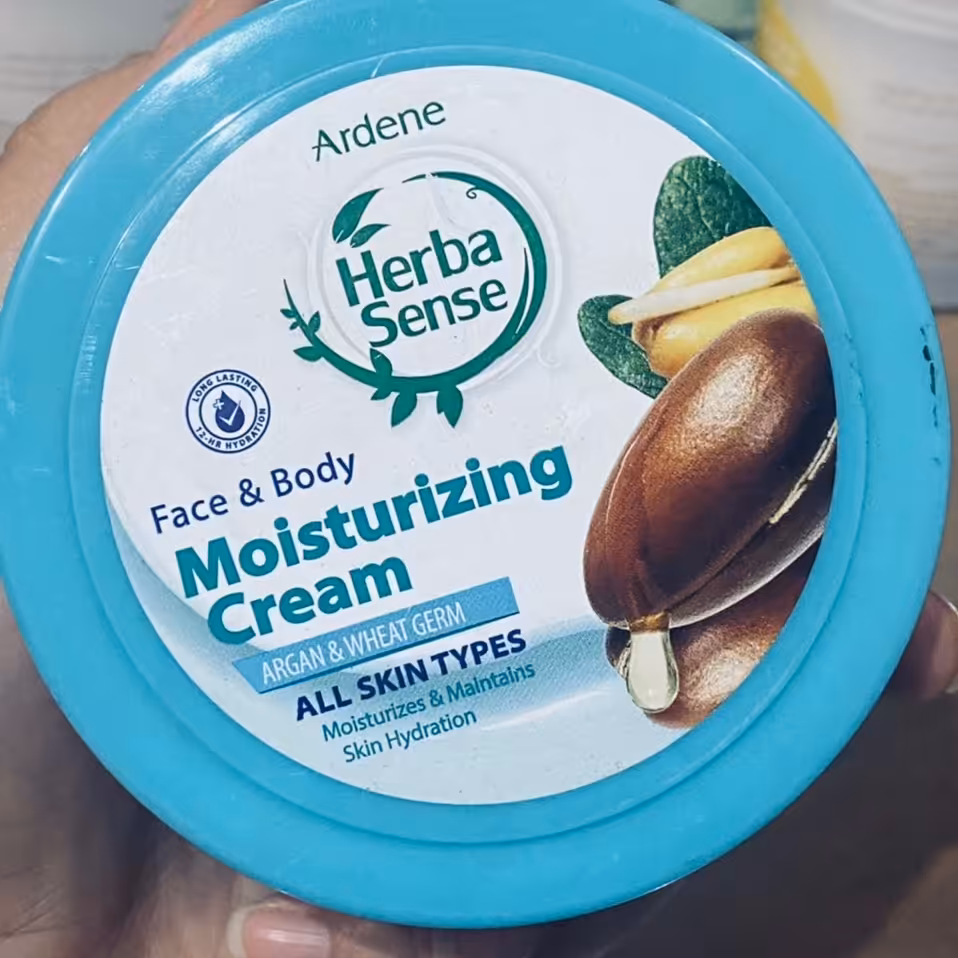 کرم نرم کننده دست و صورت و بدن آردن هرباسنس با رایحه  آرگان و جوانه گندم